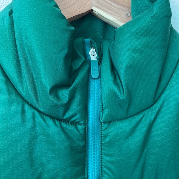NWT Lululemon Down For It Vest Everglade Green Size 2 - Picture 5 of 16